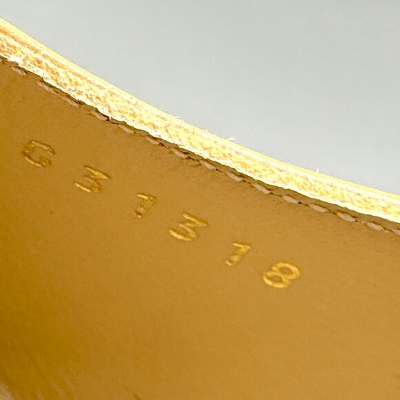 CHANEL SLINGBACK CAP TOE HEELS BEIGE - Picture 6 of 12